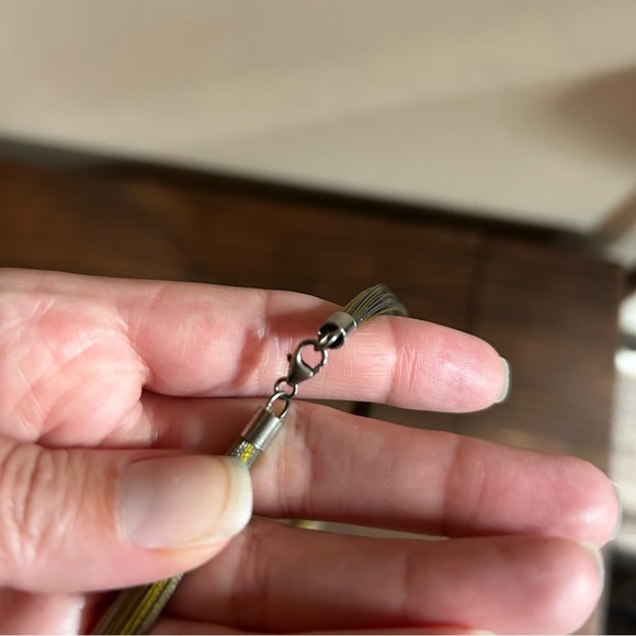 Handcrafted Unique Metal and Wire Necklace - Picture 9 of 9